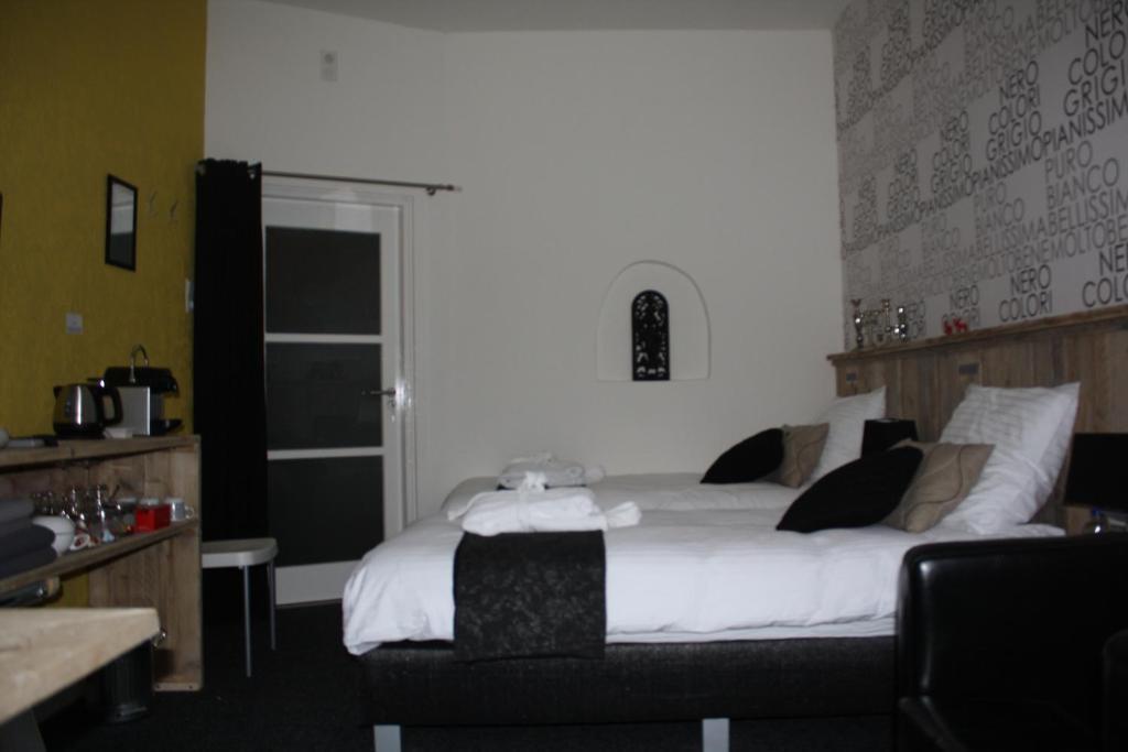 Bed & Breakfast Onder De Dekens Bed & Breakfast Harderwijk Room photo
